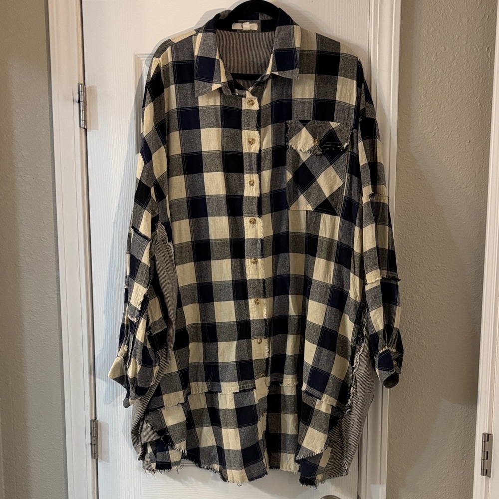 Easel Plaid Button-Up Shirt